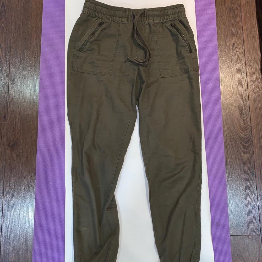 Garage cargo pants green (stained)